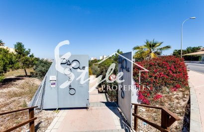 Resale - Apartament  - Torrevieja - La Mata