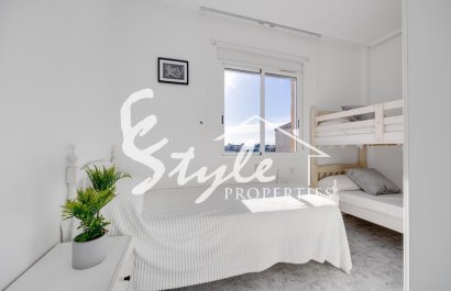 Resale - Apartament  - Torrevieja - La Mata