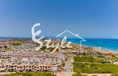 2-Bedroom Apartment in Torrevieja with Communal Pool, Garage and Storage Room.ID 1476