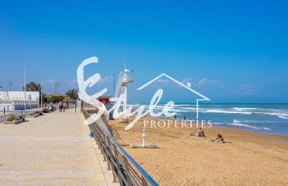 Resale - Apartament  - Torrevieja - La Mata