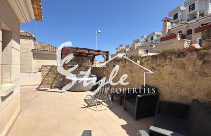 Resale - Semi-Detached Villa - Algorfa - La Finca Golf Resort
