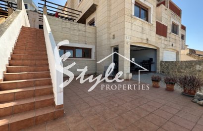 Resale - Semi-Detached Villa - Algorfa - La Finca Golf Resort