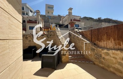 Resale - Semi-Detached Villa - Algorfa - La Finca Golf Resort