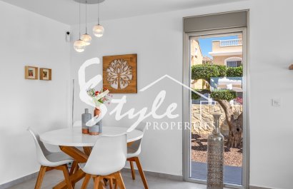 Reventa - Villa - La Marina - La marina