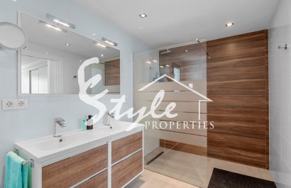 Reventa - Villa - La Marina - La marina