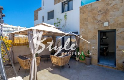 Resale - Townhouse / Terraced House - Villamartín - Las Filipinas