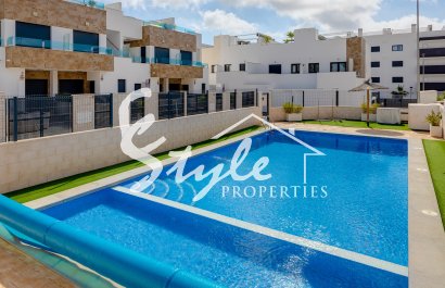 Resale - Townhouse / Terraced House - Villamartín - Las Filipinas