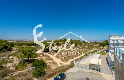 Resale - Townhouse / Terraced House - Villamartín - Las Filipinas