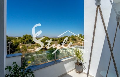 Resale - Townhouse / Terraced House - Villamartín - Las Filipinas