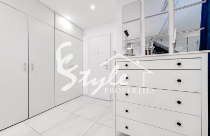 Resale - Townhouse / Terraced House - Villamartín - Las Filipinas