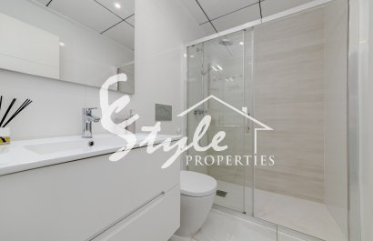 Resale - Townhouse / Terraced House - Villamartín - Las Filipinas
