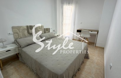 Resale - Apartament  - Torrevieja - Curva del Palangre