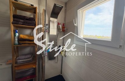 Resale - Villa - Torrevieja - La Siesta - El Salado -  Torreta