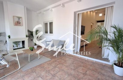 Resale - Townhouse - Orihuela-Costa - Playa Flamenca