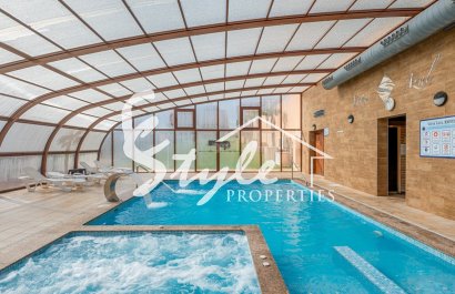 En venta apartamento moderno en planta baja en Vista Azul, Punta Prima, Costa Blanca. ID3668
