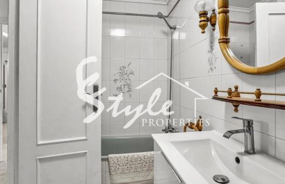Reventa - Apartamento - Torrevieja - Playa de los Locos