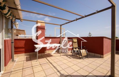 For Sale Top-Floor Bungalow with the Pink Lake Views in Lago Sol, Los Balcones, Torrevieja. ID1466 