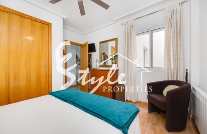 Resale - Apartament  - Torrevieja - Playa del Acequión