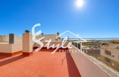 Resale - Apartament  - Torrevieja - Playa del Acequión