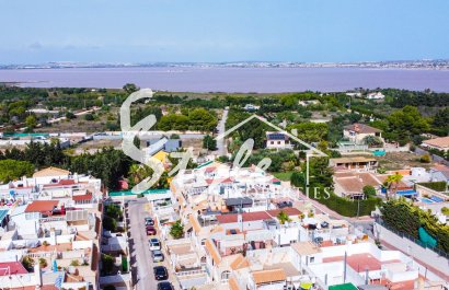 Resale - Apartament  - Torrevieja - Los Balcones