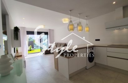 Resale - Apartament  - El Raso