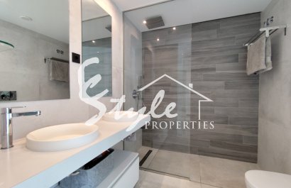 Resale - Apartament  - El Raso