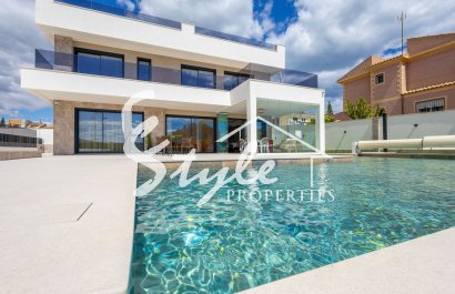 Reventa - Villa - Torrevieja - Aguas Nuevas