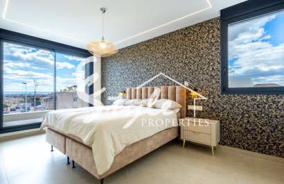 Reventa - Villa - Torrevieja - Aguas Nuevas