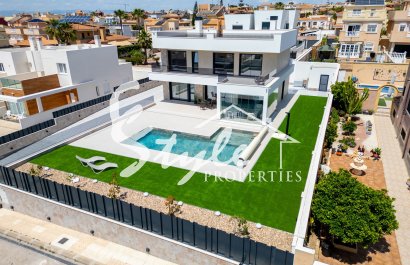 Reventa - Villa - Torrevieja - Aguas Nuevas