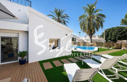 Вторичное жилье - Смежный дом - Orihuela-Costa - Пунта Прима