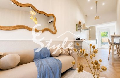 Вторичное жилье - Смежный дом - Orihuela-Costa - Пунта Прима