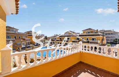 Resale - Townhouse - Orihuela-Costa - Playa Flamenca