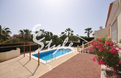 Элитная вилла с бассейном в Лас-Рамблас, Коста Бланка, Испания