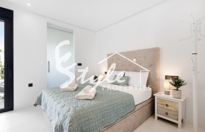 For Sale Apartment with Sea Views in Bioko II, Mil Palmeras, Pilar de la Horadada. ID3679