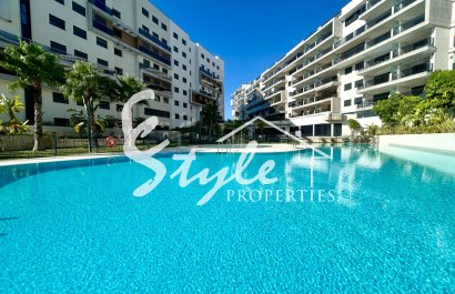 Reventa - Apartamento - Dahesa de Campoamor - Campoamor