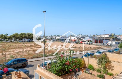 Resale - Apartament  - Villamartín - Orihuela Costa