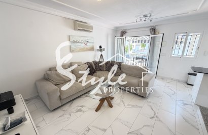 Resale - Villa - Villamartín - Villamartin