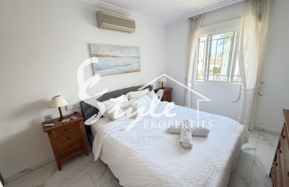 Resale - Villa - Villamartín - Villamartin