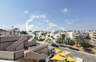 Resale - Villa - Villamartín - Villamartin