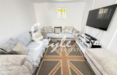 Resale - Villa - Villamartín - Villamartin