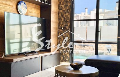 Resale - Villa - Orihuela-Costa - Cabo Roig
