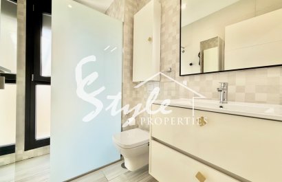 Resale - Villa - Orihuela-Costa - Cabo Roig