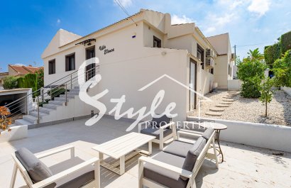 Вторичное жилье - Вилла - Orihuela-Costa - Вилламартин