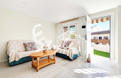 Resale - Townhouse - Los Alcazares