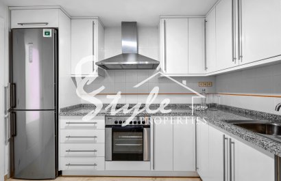 Resale - Apartament  - Benidorm - Sierra cortina