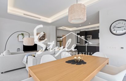 Resale - Semi-Detached Villa - Ciudad Quesada - La Marina