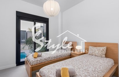 Resale - Semi-Detached Villa - Ciudad Quesada - La Marina