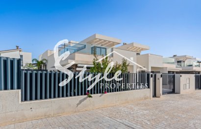Resale - Semi-Detached Villa - Ciudad Quesada - La Marina