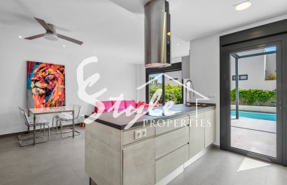 Resale - Villa - Ciudad Quesada