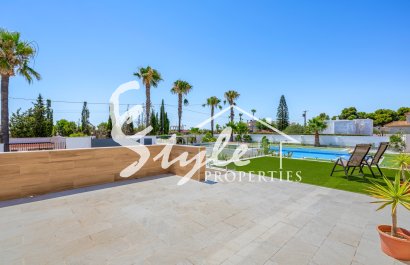 Resale - Village house - Los Montesinos - La Herada